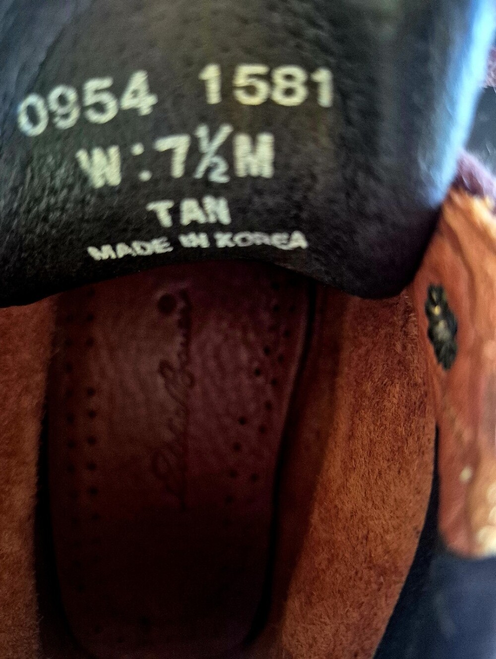 Eddie Bauer Women's CHUKKA Tan/Brown Leather Lace-Up Mid Top Casual Boots 7.5M - Picture 8 of 9